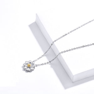 Floating Daisy Necklace Sterling Silver